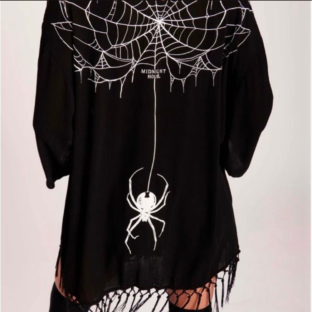 Midnight Hour Spiderweb Kimono
